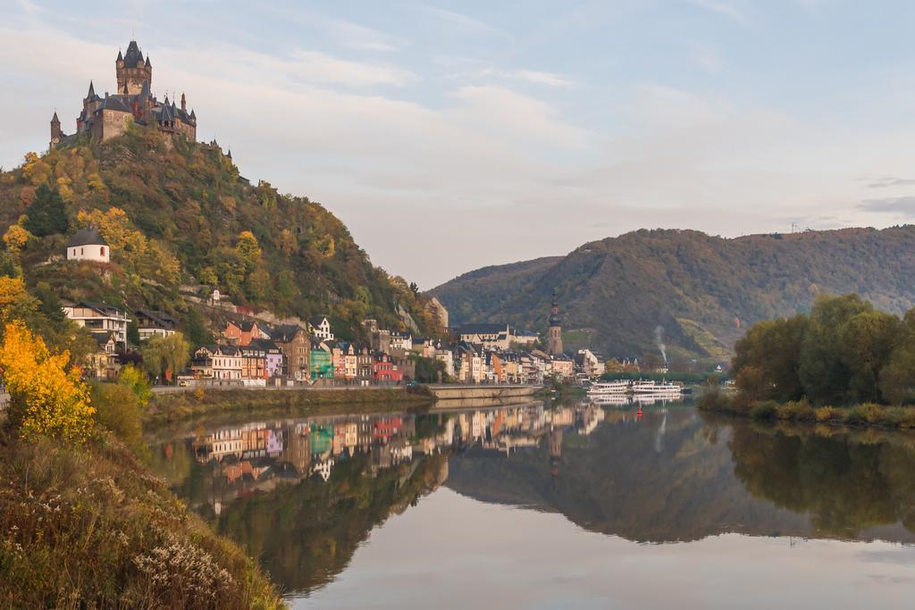 Moselland Hotel im Enderttal Zum Onkel Willi Cochem Exterior foto